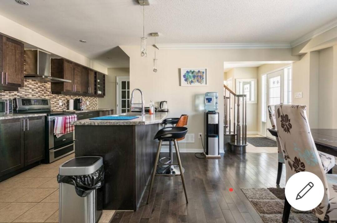 Mannys Place Ottawa Ngoại thất bức ảnh