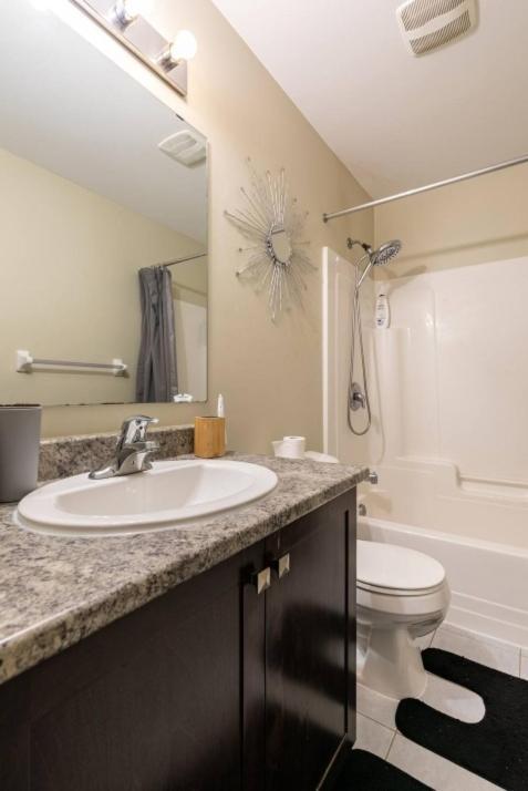 Mannys Place Ottawa Ngoại thất bức ảnh